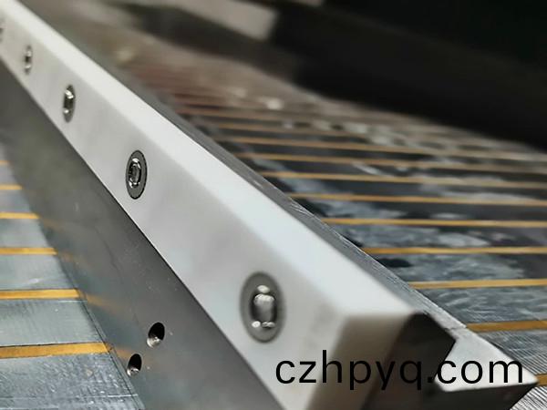 固定刀(dao)架，定刀(dao)架，得(de)人精(jing)工(gong)定製切粒(li)機配件(jian)
